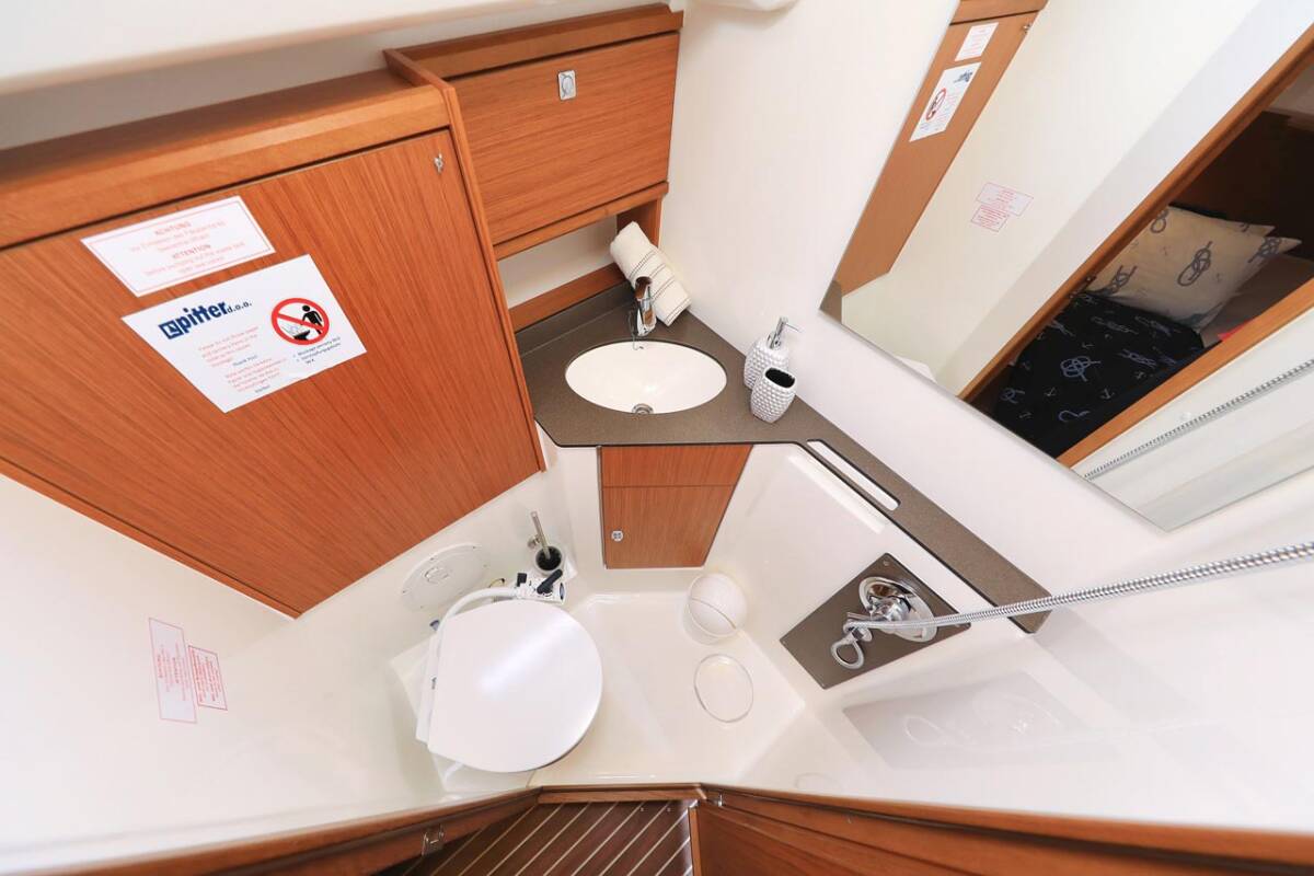 Segelyacht Bavaria Cruiser 46